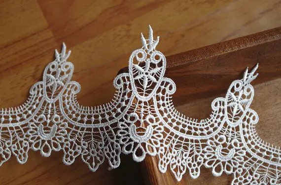 

10 yards Off White Lace Trim Venise Lace Wedding Lace Trim