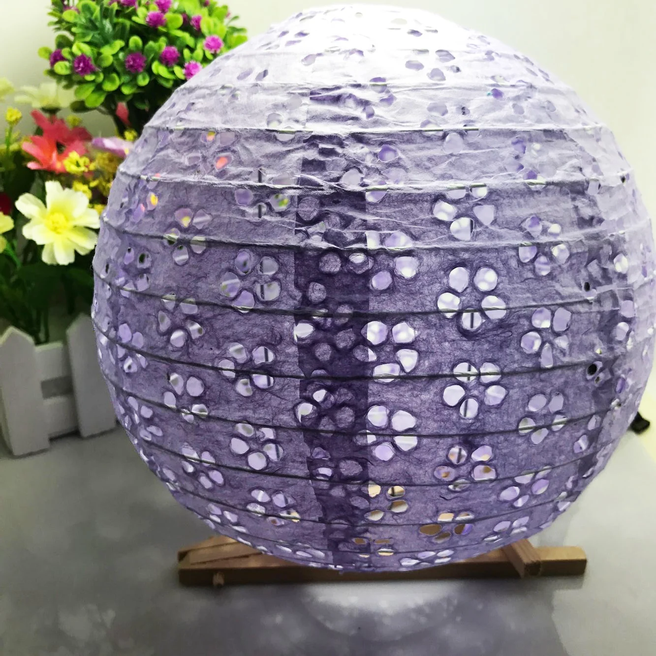 Hollow oLight purple 20 см 25 см 30 см 40 см выдалбливают бумажный фонарь воздушный шар китайский круглый бумажный фонарь шар Lampion для фестиваля Свадебная вечеринка Декор - Цвет: Hollow oLight purple