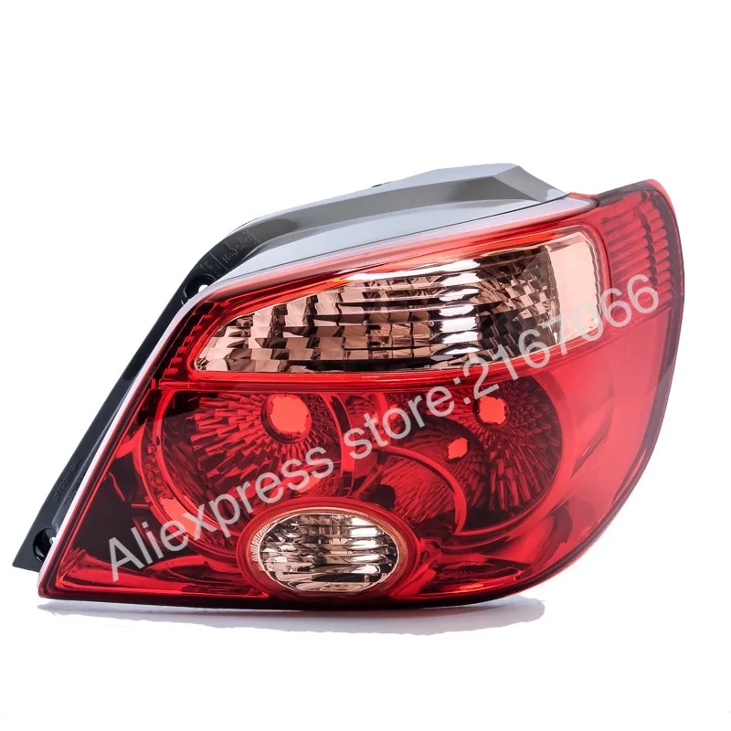 

Tail Lights RIGHT fits MITSUBISHI OUTLANDER / AIRTREK 2005 2006 Rear Lamps Side Passenger - RED
