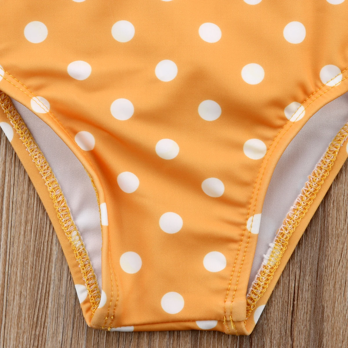 Летняя одежда для маленьких девочек без рукавов с узором в горошек лямкой на шее