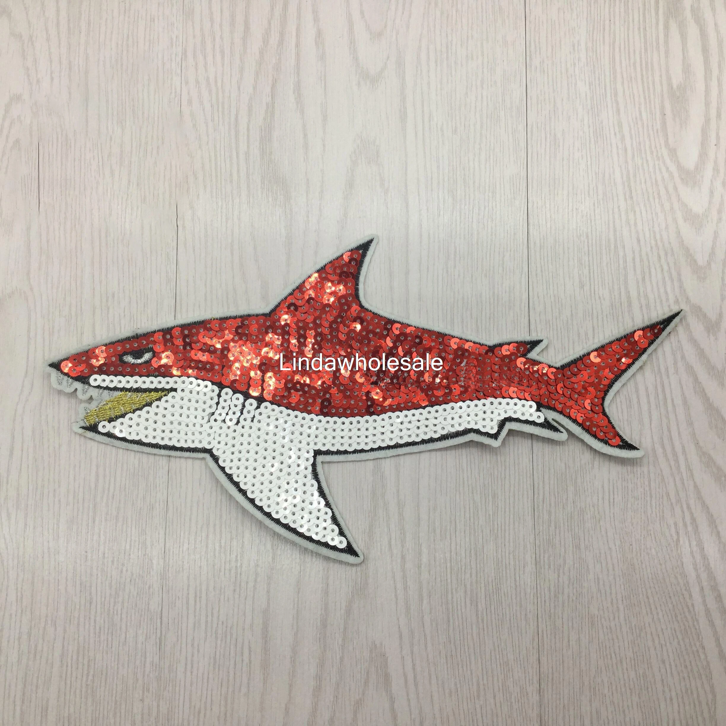 

Красные блестки, большие белые тканевые наклейки в виде акулы, нашивки для одежды, аксессуары для шитья своими руками