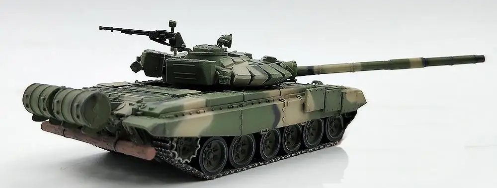 Русская T 72BM с 4 солдатами 1/72 без литья под давлением модель готового танка| |
