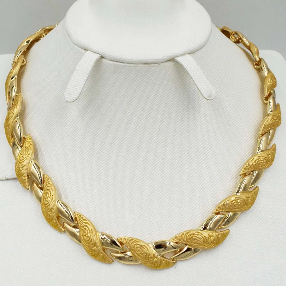 2018 Новая Мода Дубай золотые ювелирные наборы Элегантная линия кристалл костюм