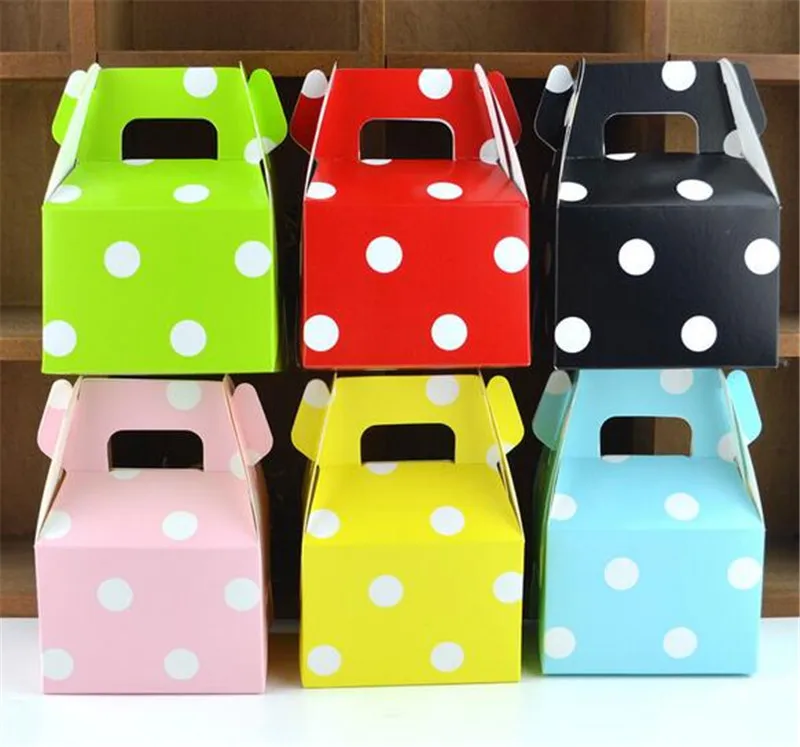 200pcs MOQ 200 pcs 1 color Birthday paper candy box wedding polka dot candy boxes Kids Party Box DIY Gift Box Polka Candy Bag