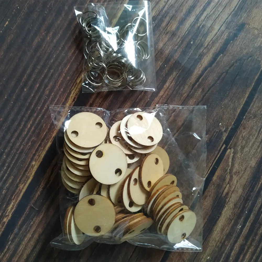 Круглые бирки из необработанной древесины для дня рождения с соединительными