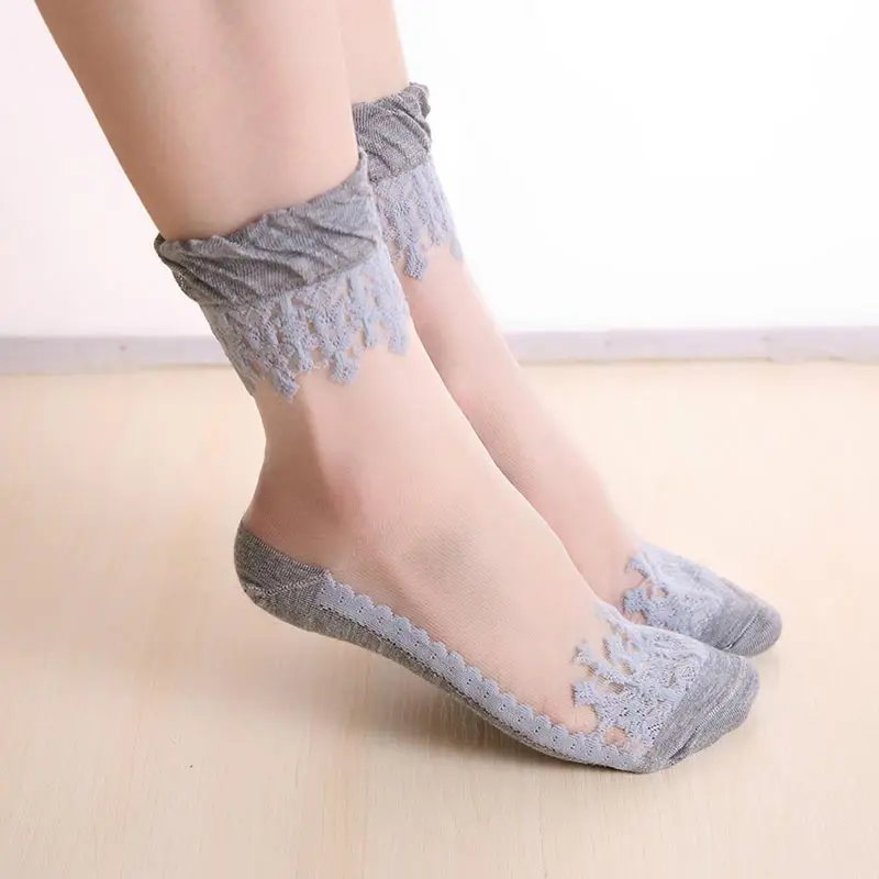 Женские кружевные носки прозрачные свободные нескользящие с кристаллами черные