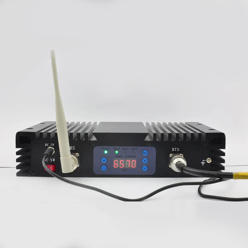 

Lintratek 80dBi 3g repeater 2100Mhz cellular signal booster 3g 2g mobile signal amplifier AGC MGC with LCD display tele 2 #6.1