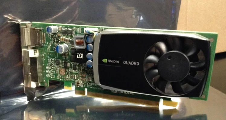 Бесплатная доставка для Nvidia Quadro600 1 ГБ DDR3 Q600 PCIe Видеокарта ж/Вентилятор и Он|card