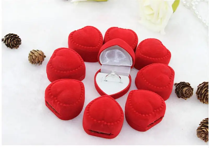 

Бархатные и стальные подарочные коробки для сережек и колец, в форме красного сердца, 10 шт.