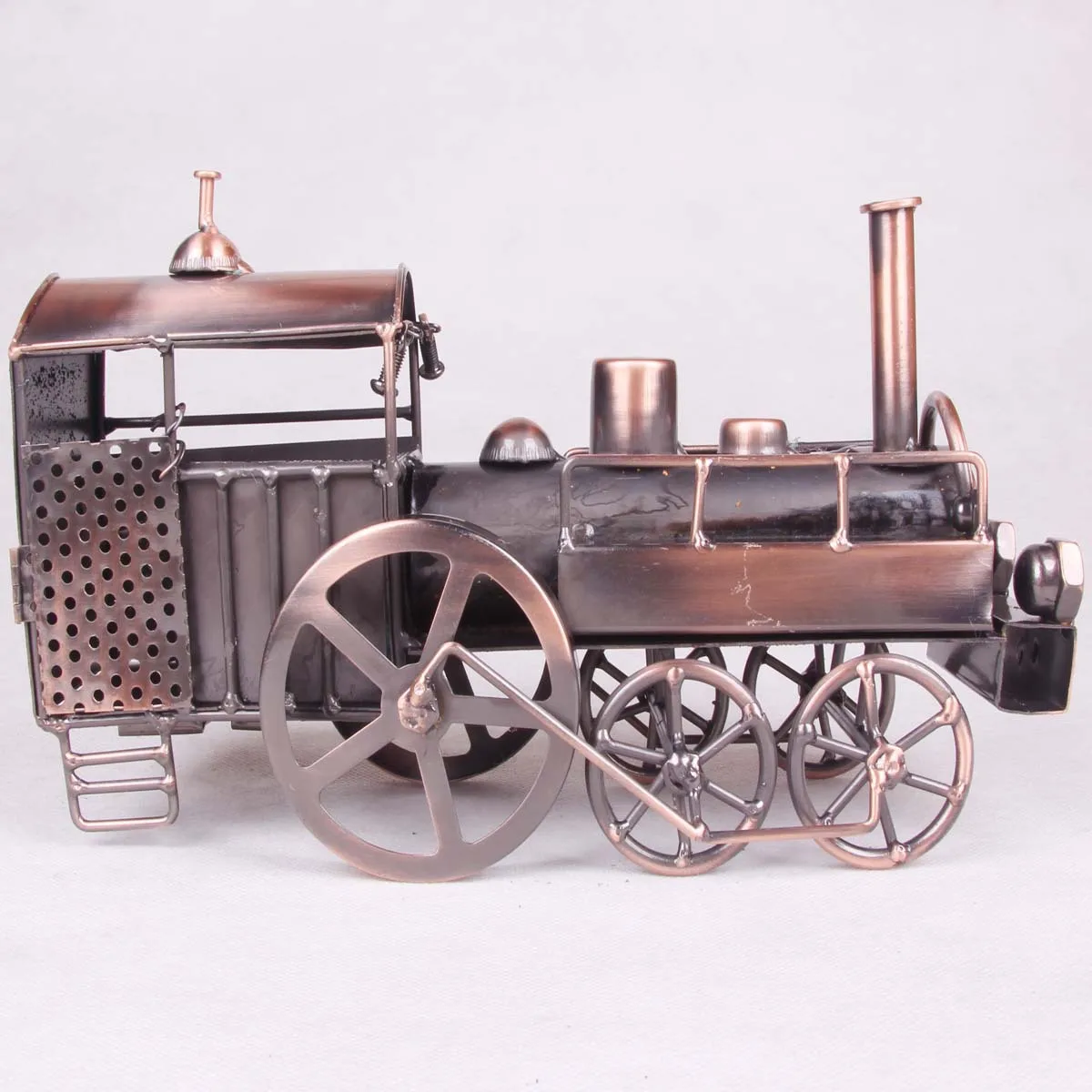 

iron vintage train model 620 Wrought iron crafts, gifts, business gifts, Christmas gifts, holiday gifts