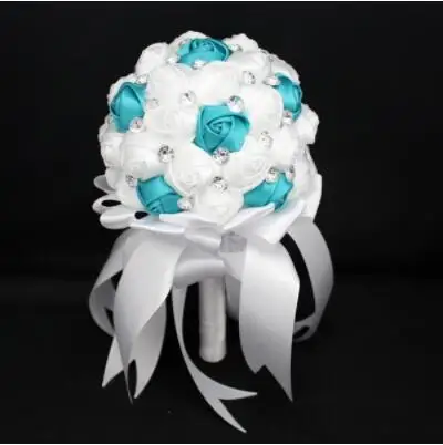 Wedding bride holding flowers RADE(1--15) | Свадьбы и торжества