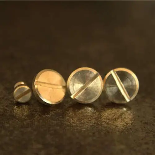 Плоская головка м3 высеченный винт винты из чистой латуни ленточные болты |