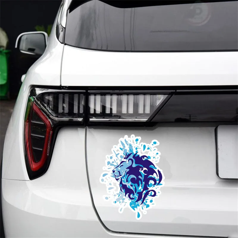 

YJZT 11.1*14.7CM Majestic Quiet Colorful Lion Decals Simple PVC Car Sticker C1-3127