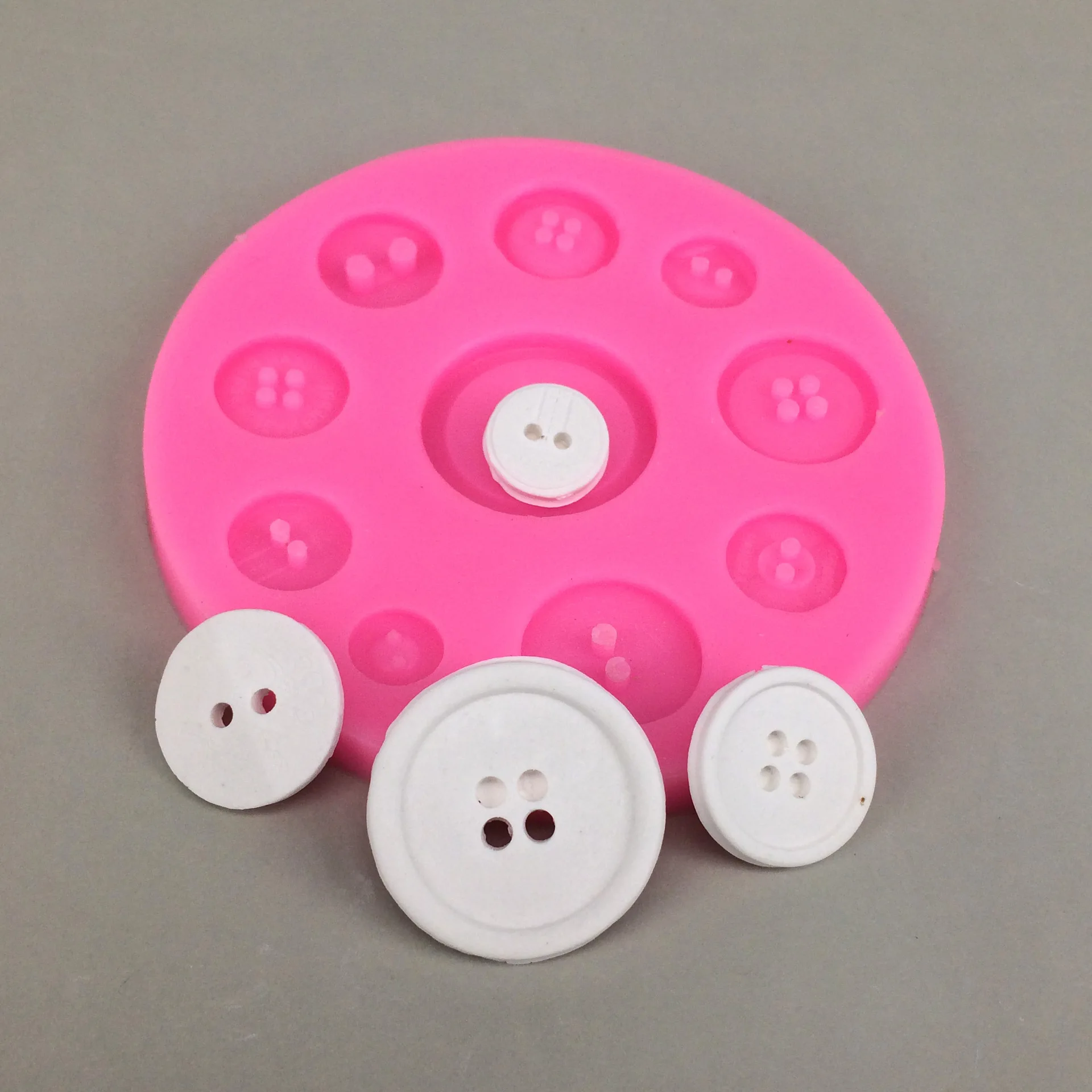 

Fondant Craft Button Mould Small Craft Bathing Soap Making Silicone Mold