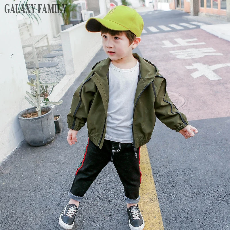 Новое поступление 2018 года модная куртка с капюшоном для мальчиков сезон