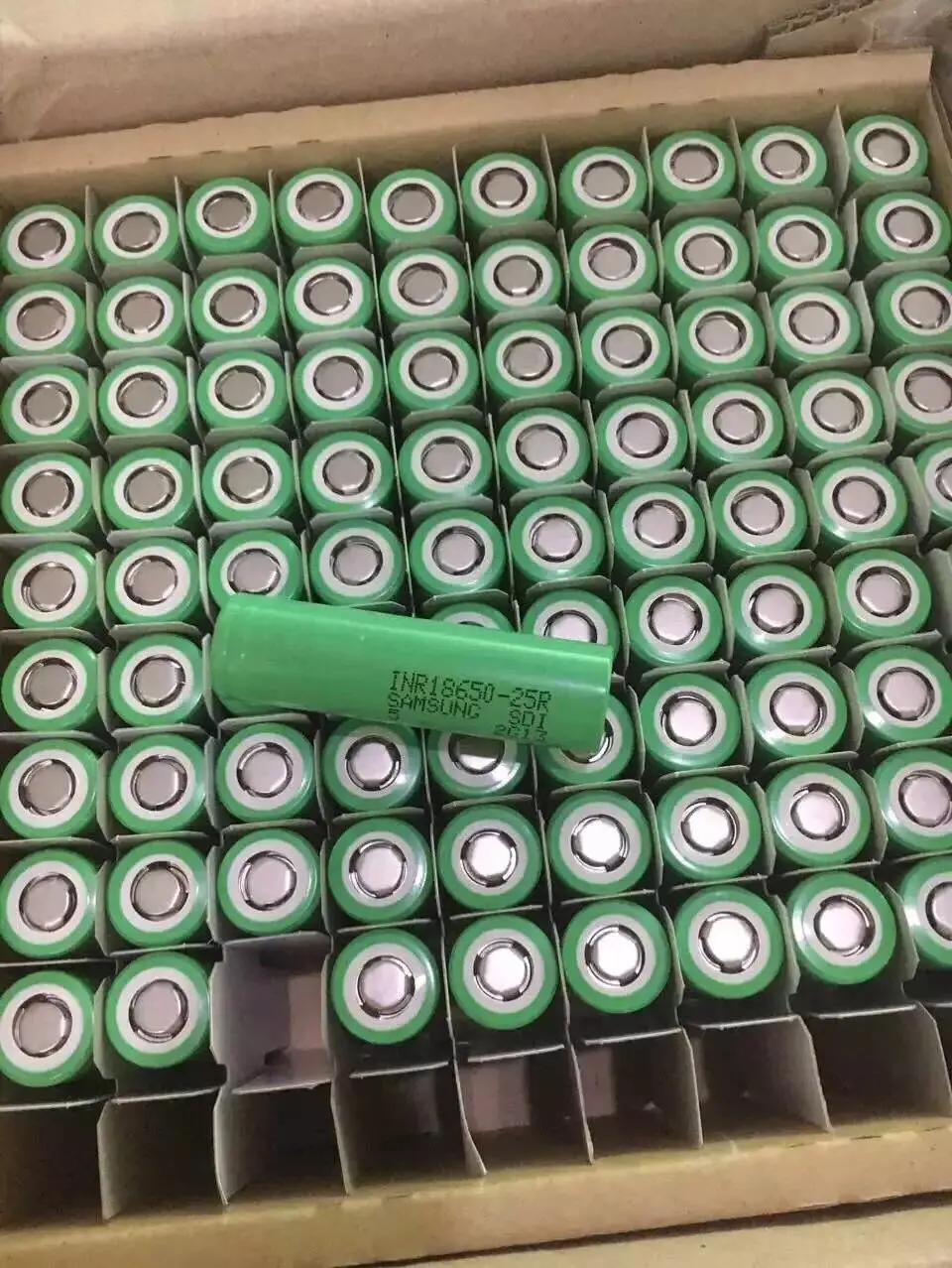 Dinto 4 шт./лот для samsung 25R литий-ионная аккумуляторная батарея 2500mAh 3,7 V батареи разряда 20A для электронных сигарет