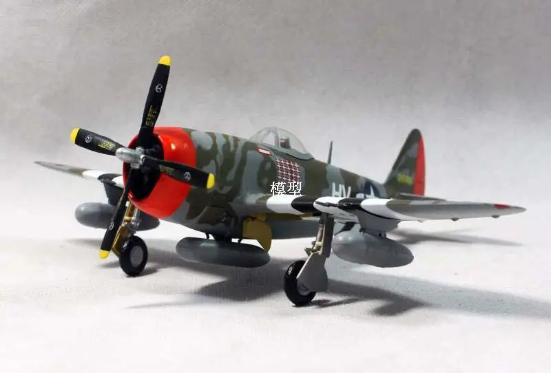 WWII США P-47D Thunderbolt 61FS 56FG 1/72 не diecast easy model