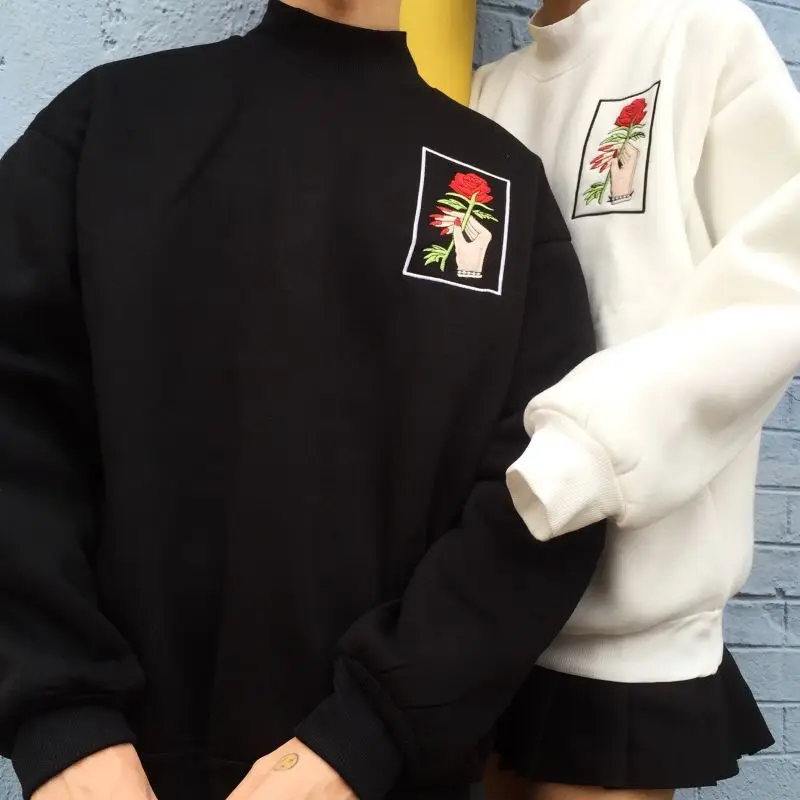 

Hoodies & Sweatshirts