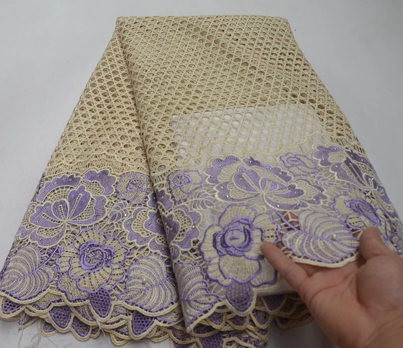 

Latest Design African Lace Fabric 2019 High Quality Nigerian French Guipure Cord Lace fabric With Stone Beads For Wedding