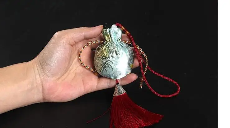 10pcs dragon boat Dragon Boat Festival lavender sachet satin perfume bag car hang creative little gift home decor |