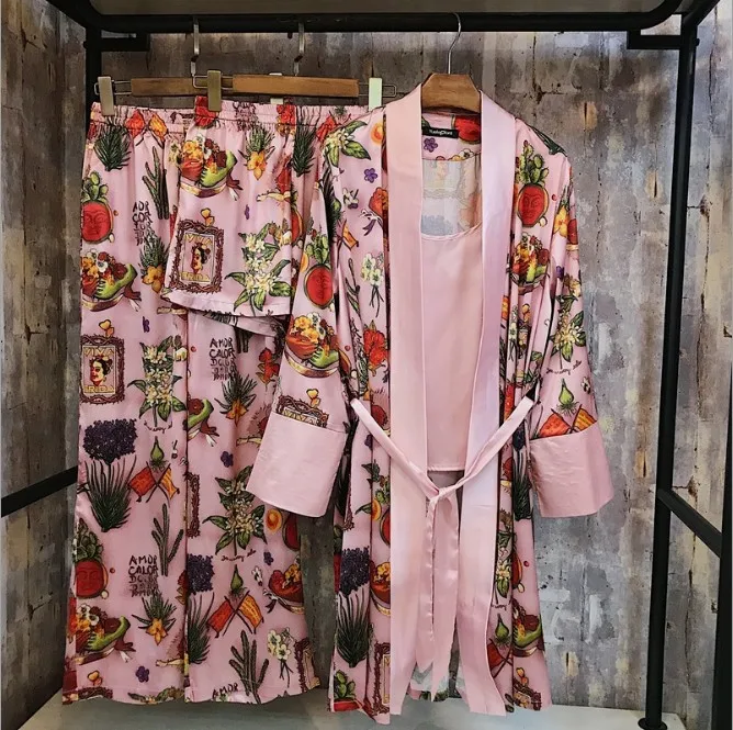 

2019 Fashion Spring and Autumn Women 4 Pieces Pajamas Pants Set Long Sleeve Print Silk Satin Sleepwear Ladies Nightwear Bathrobe