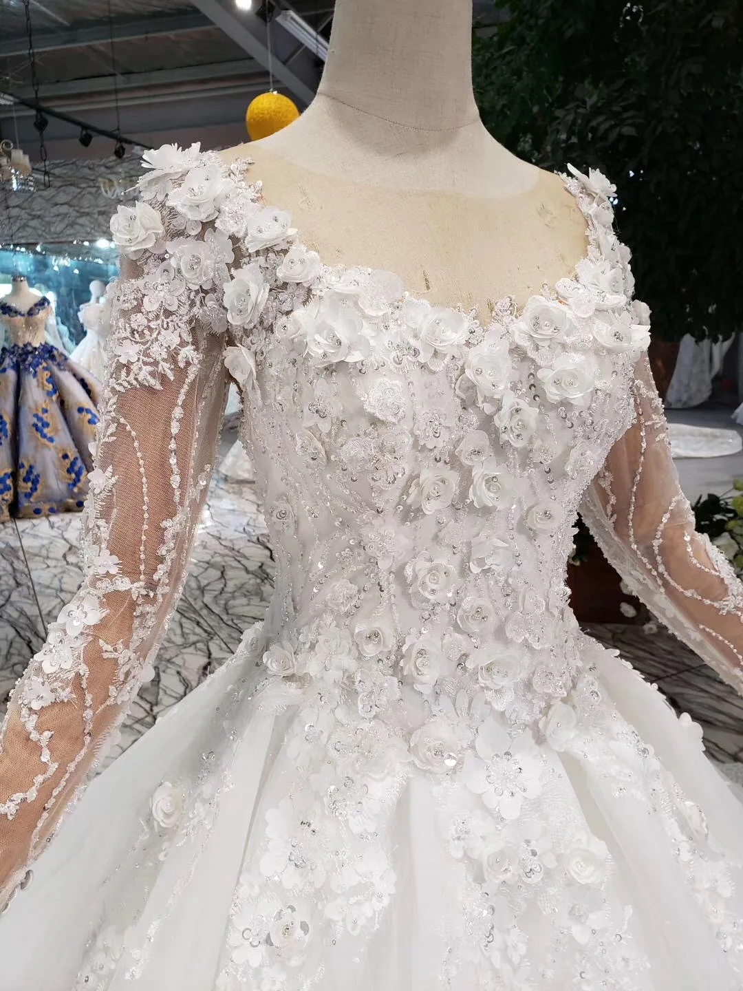 2019 New Style Ball Gown Wedding Dress Turkey 3d Flowers Bride Romantic Nude Weding Dress Long Sleeves Popular Wedding Gowns