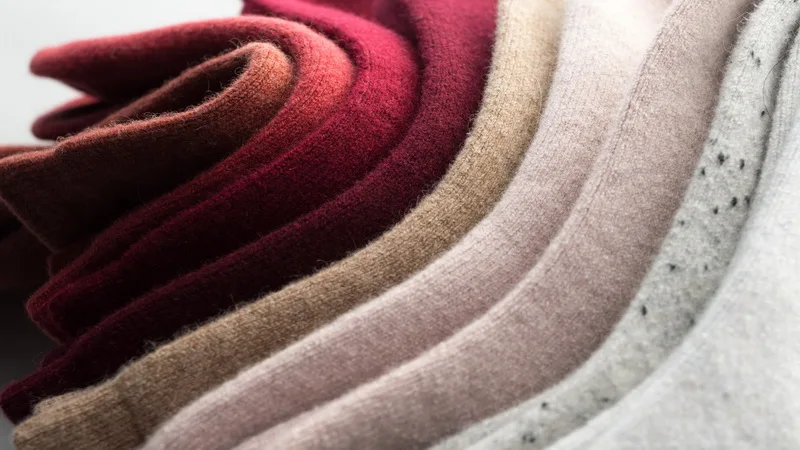 pure cashmere thick knit winter socks for unisex