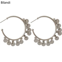 trendy design round hoop with small discs classic gold earring for woman