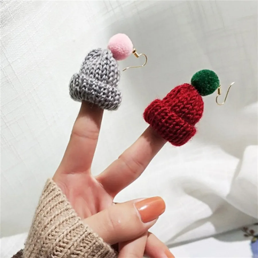 Qianraq рождественские серьги в виде шляпы вязаные шерстяные милые подвесные