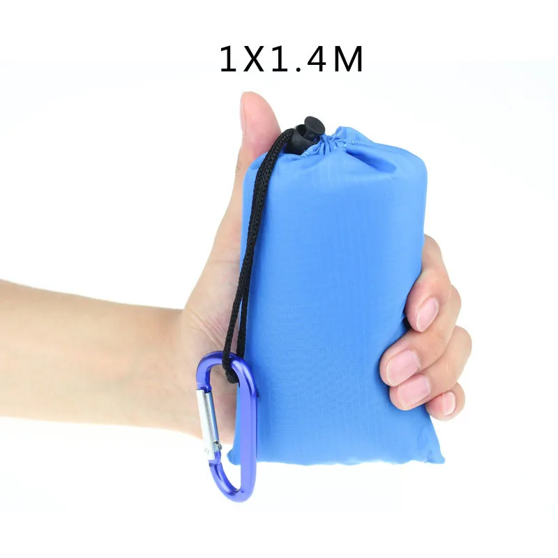 1x1.4M Blue Стоящий Сверхлегкий походный коврик для пикника, Открытый походный пляжный водонепроницаемый портативный одеяло, складной наземный детский спальный матрас - Цвет: 1x1.4M Blue