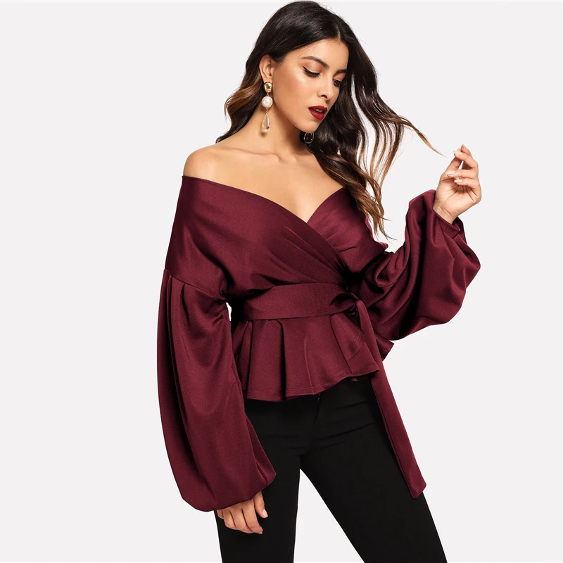 SHEIN белая офисная женская элегантная блузка с рукавом-фонариком и баской с открытыми плечами, Осенние сексуальные женские топы и блузки