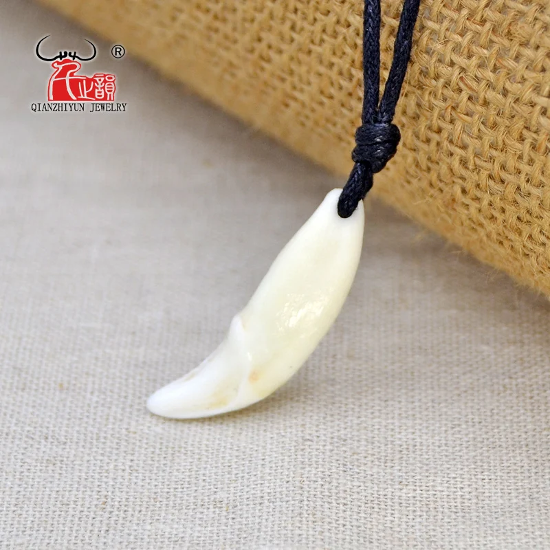 

Men's Necklace Woman's Bone Pendant Tibetan Amulet Fangs Real Natural Tooth Vintage Tibet Wolf Tooth Charm White Brown Ecru