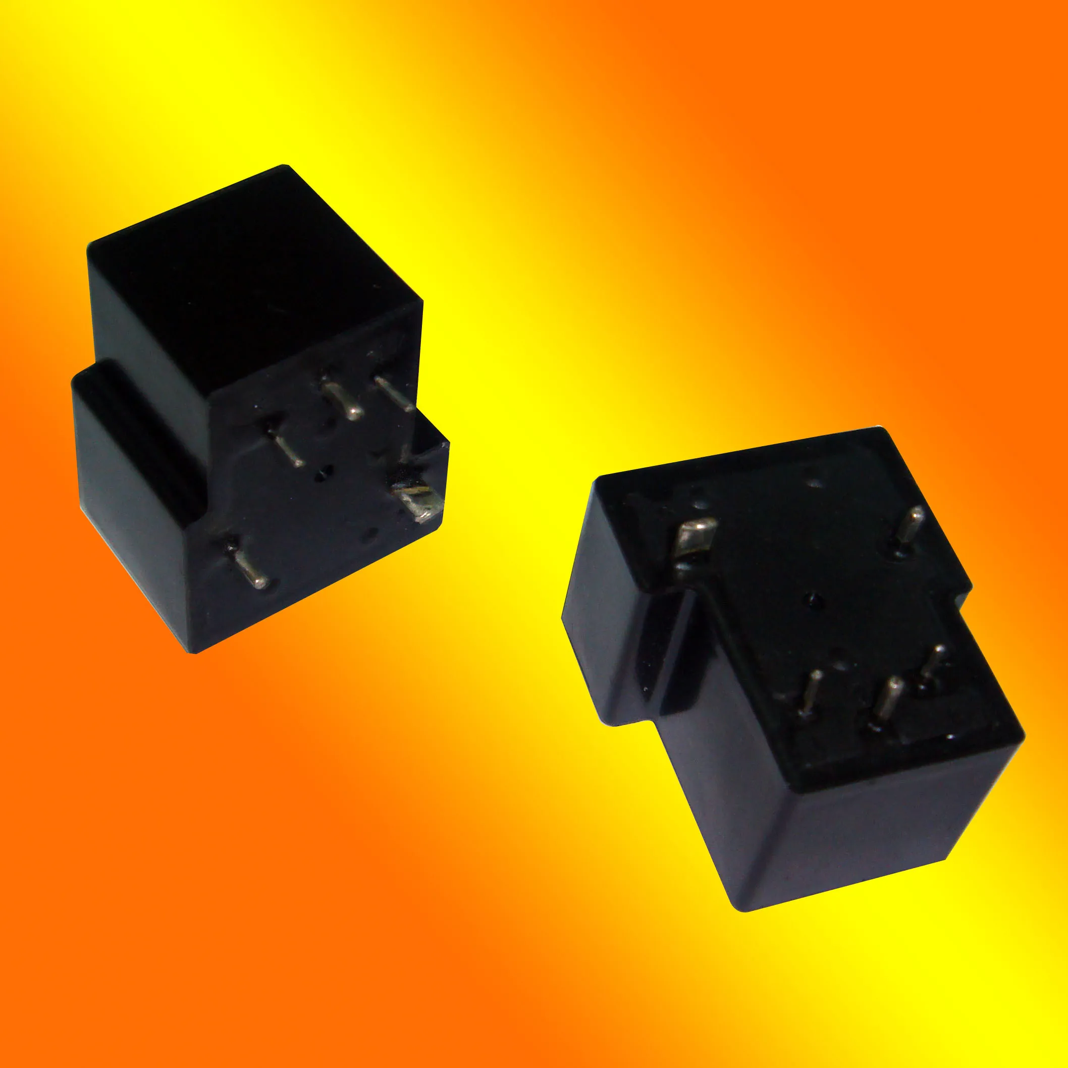 

Crst90-12vdc relay high power 5 40a