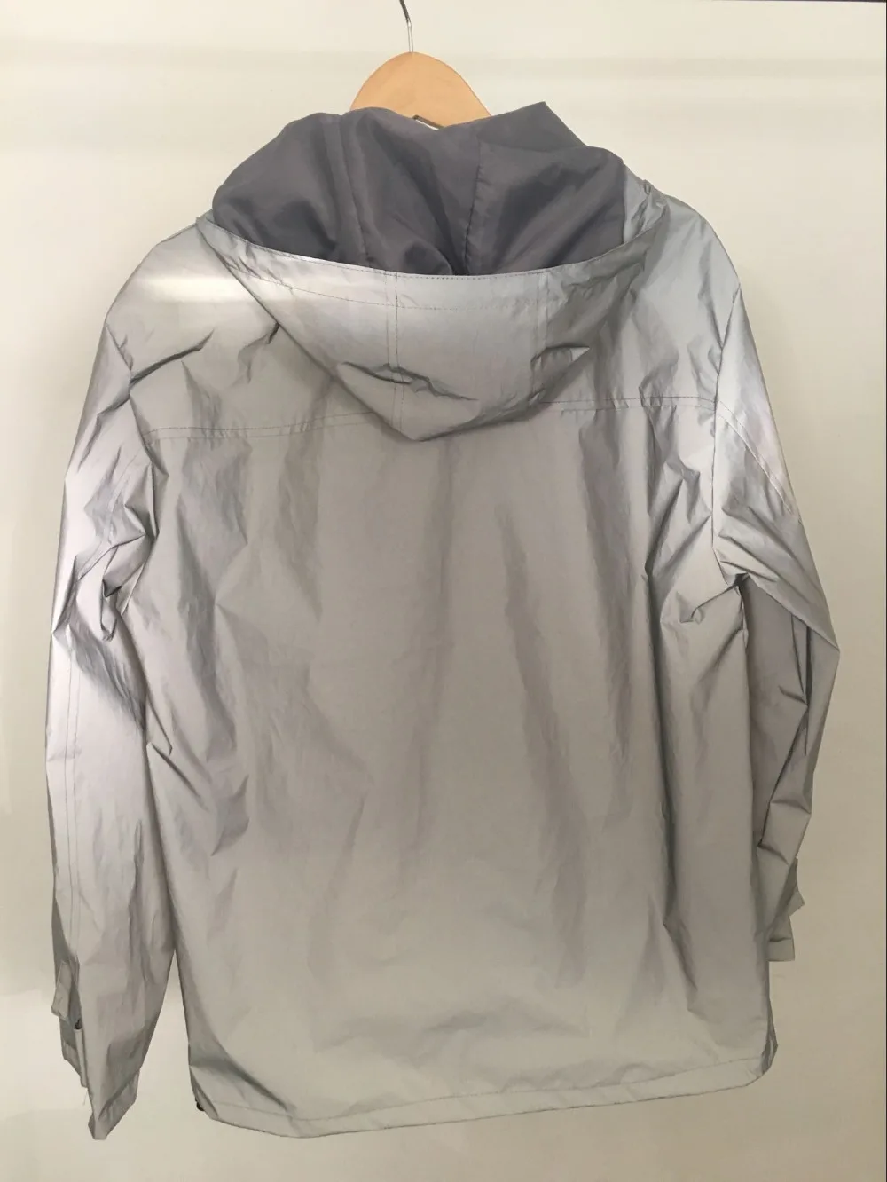 

Fashion men women full reflective jacket Spring autumn thin hooded Casual coat Couple hip hop windbreaker Male zip outerwear 4XL