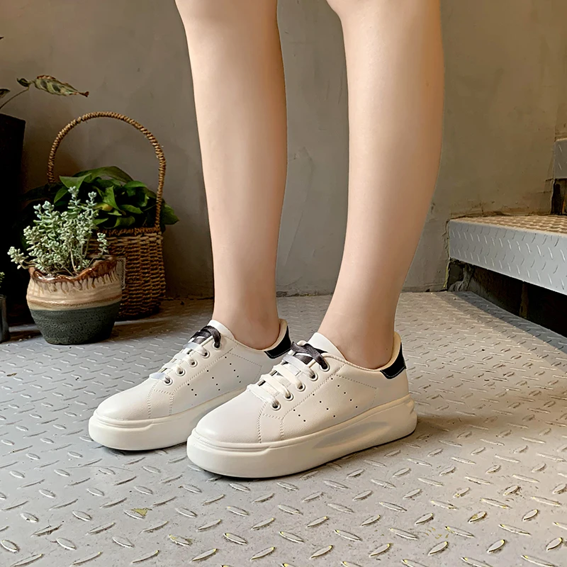 Women Casual Shoes 2018 New Sneakers Fashion Breathable PU Leather Platform White Soft Footwears Rhinestone | Обувь