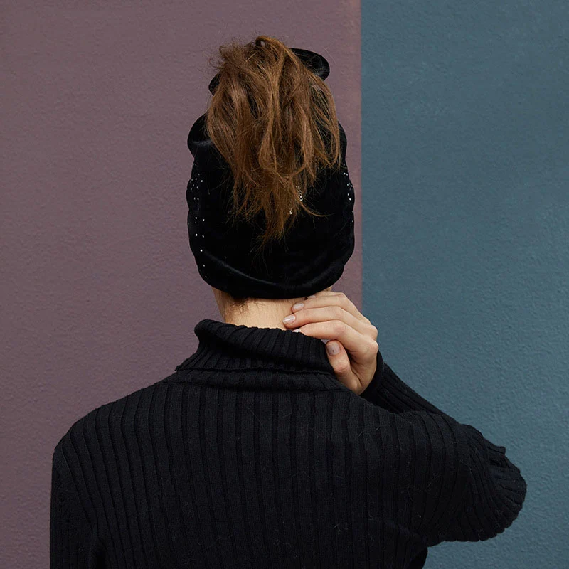Женская Шапка-бини Bun Messy Ponytail осенне-зимняя женская эластичная шапка со стразами