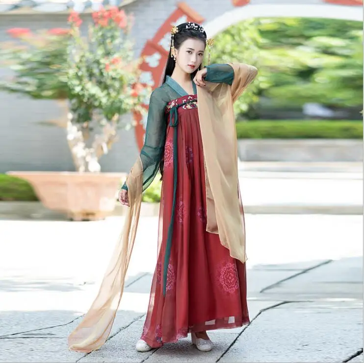 

China National Ruqun Outfit Ming Dynasty Traditional printed Brooch Dress embroidered jacket Hanfu element daily stage costume