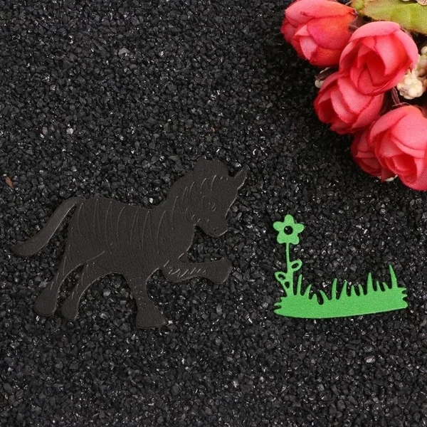 Перфорации шаблон Pro Трафареты тиснения Скрапбукинг резки умирает (лошадь