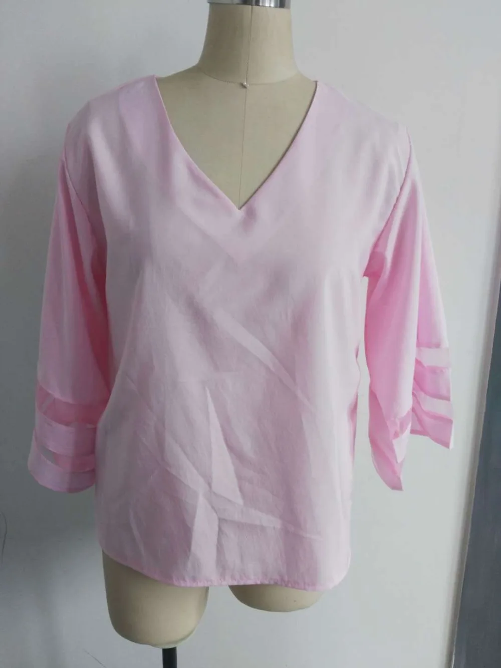 

Women Mesh Chiffon Half Sleeve Deep V Tops A1162