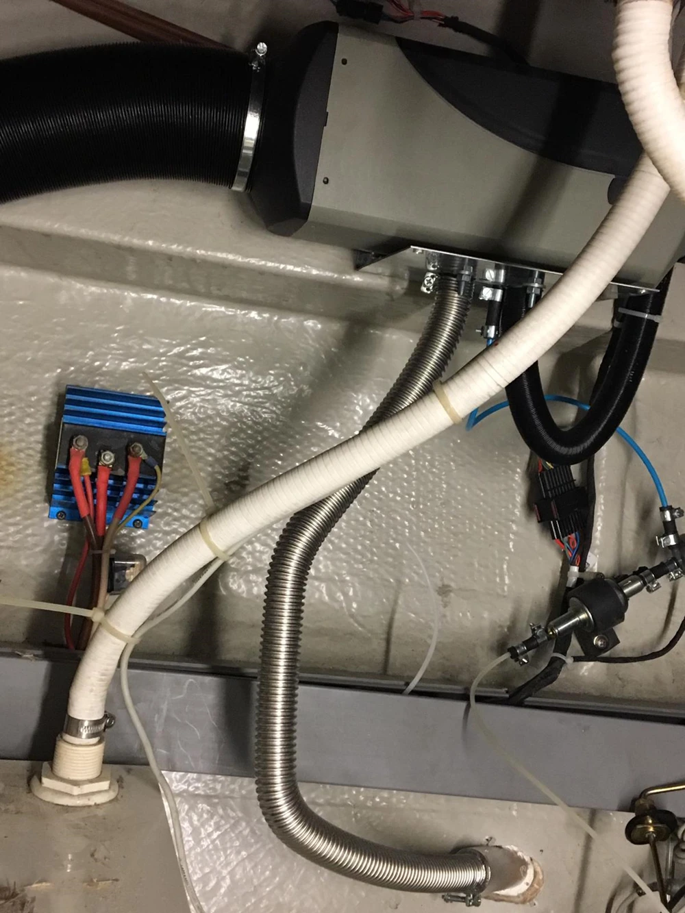 Воздушный стояночный обогреватель 2.2kw 12v дизельный, аналогичный Eberspaecher с одним воздухом для автомобиля camper транспортного средства и т. д