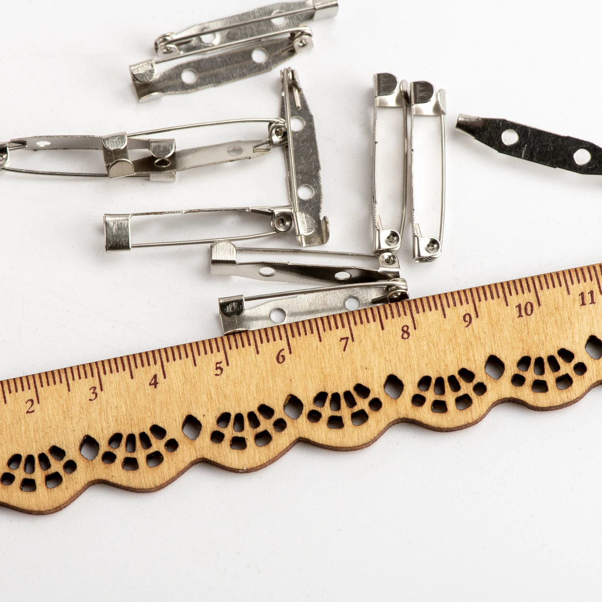 Серебряная квадратная брошь с булавкой в виде лотка замком оптовая продажа