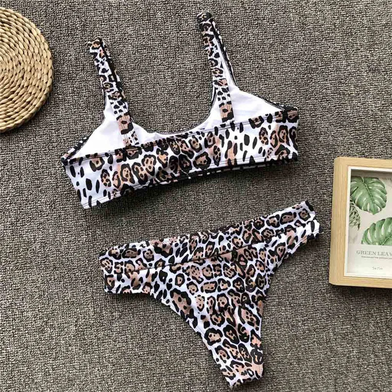 Раздельный купальник с леопардовым принтом соблазнительный боди пуш апом