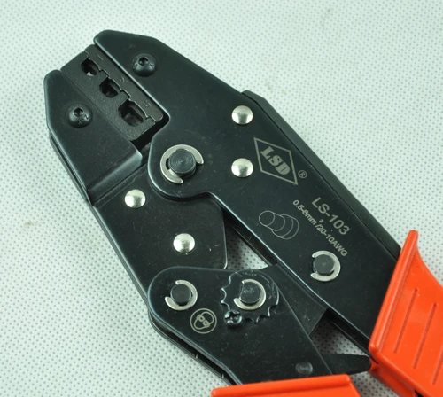 Инструмент для ручного обжима с изолированными закрытыми крышками обжимные