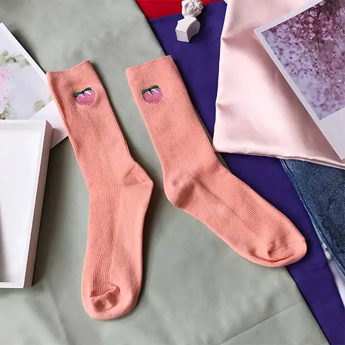 pink SP& CITY/Хлопковые цветные женские носки с мультяшными фруктами, хипстерские Женские однотонные забавные высокие носки с вышивкой в виде фруктов, вишни и ананаса для девочек - Цвет: pink