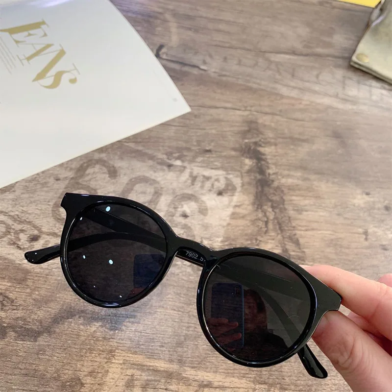 MYT_0116 Kids Sunglasses Boys And Girls Retro Children Sunglasses Round Sun Glasses Vintage Baby Oculos Retro Eyewear - Цвет линз: C1 Black Gray
