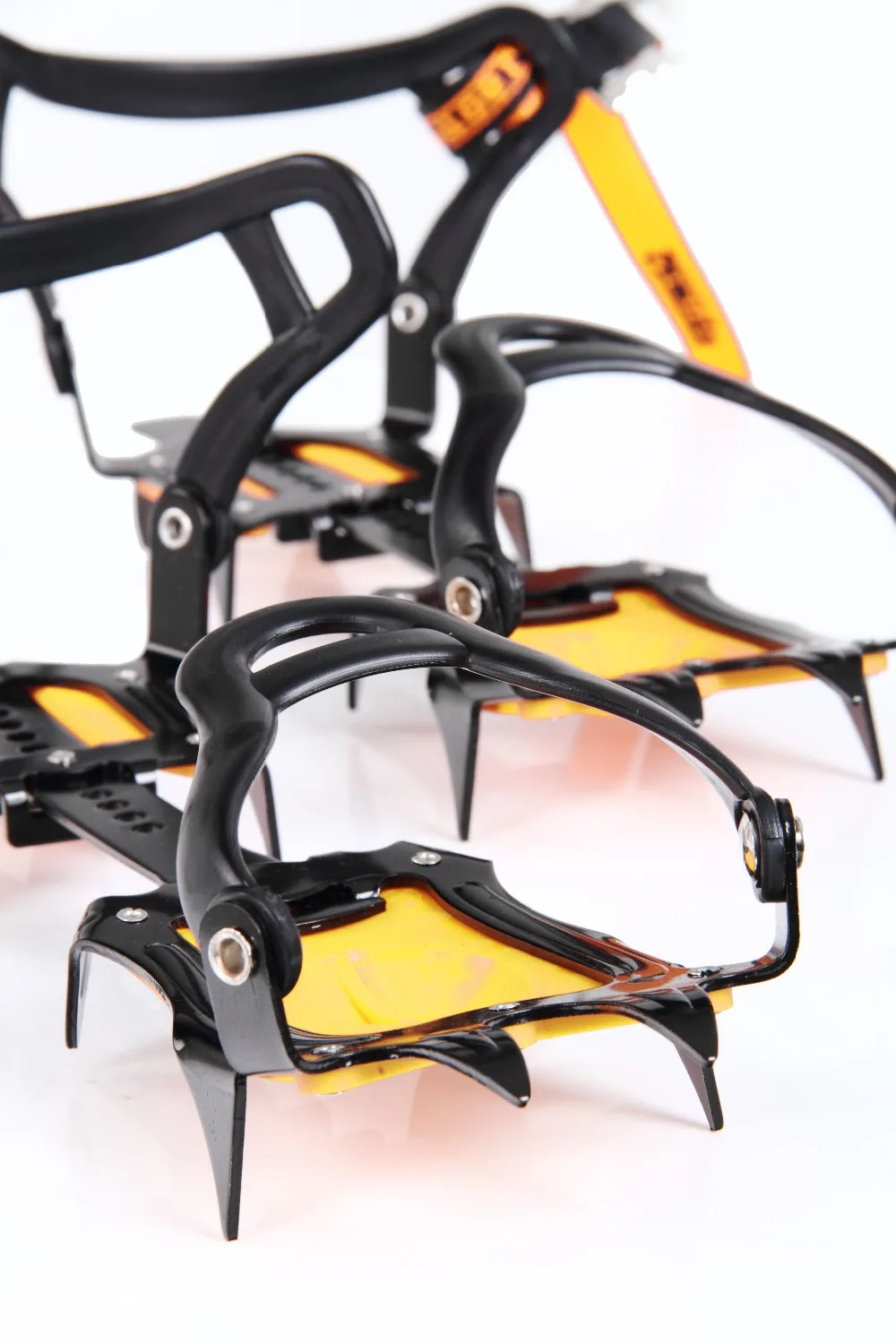 ТОЧКИ ОСТАНОВА 2016 Продвижение Новый Десять Зубы Ice Кошки Размер B Для Общего