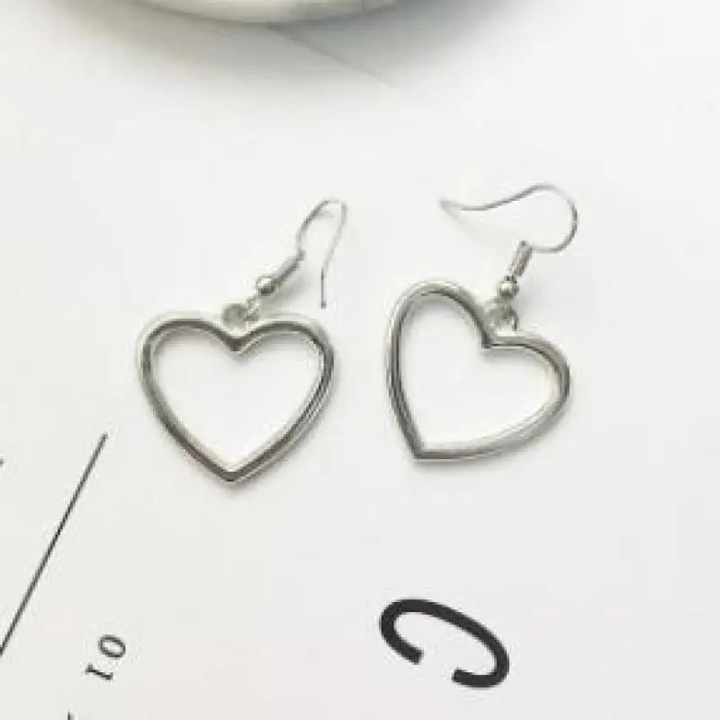 Новинка 2017 модные серьги полые геометрические в форме сердца Япония Харадзюку