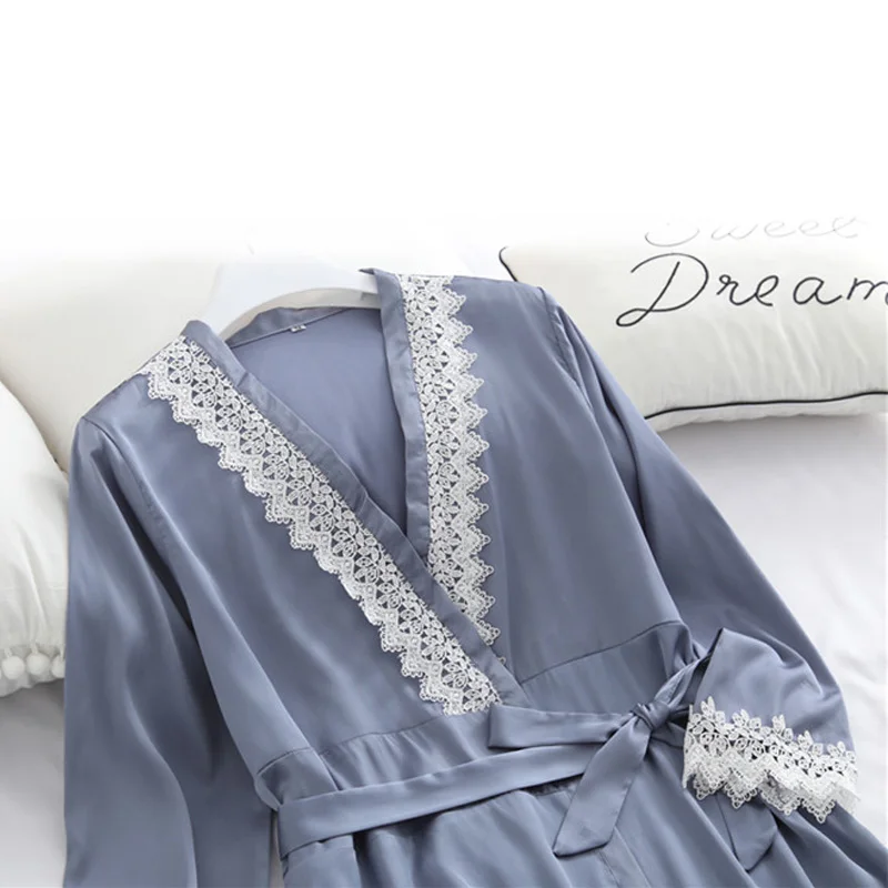 

3 Pieces Summer Satin Pajamas Set Women Sexy Pajamas Sleepwear For Women Sleeveless Strap Nightwear Shorts Robe Pink Red 933