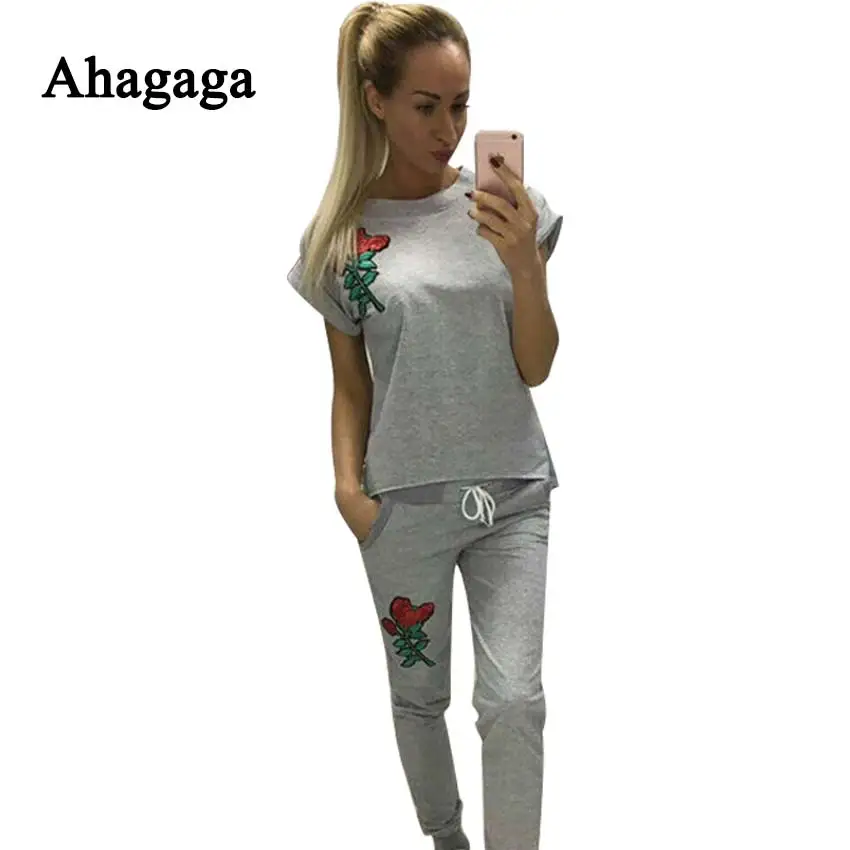 Ahagaga 2019 летний спортивный костюм наборы женские костюмы цветочные Вышитые Фитнес