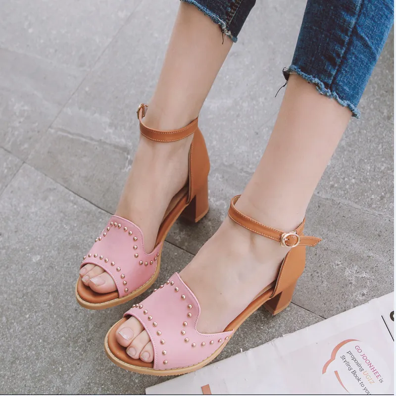 Женские босоножки с заклепками большие размеры 25-62 | Обувь